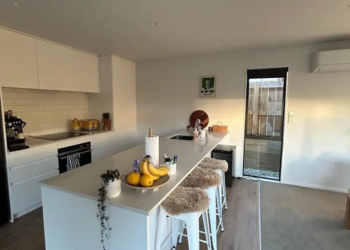Modern In With 度假居 瓦纳卡